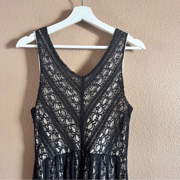 Anthropologie Moulinette Soeurs Black Lace Fit & Flare Cocktail Dress Size Small - Picture 9 of 12